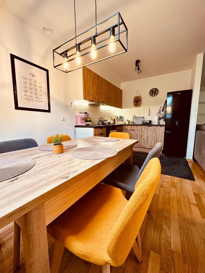 Sniezkowe - Dwupoziomowy Z Garazem Apartamento Karpacz